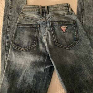Women Guess Jeans size 24
